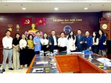  Nhà xuất bản Đại học Vinh làm việc với lãnh đạo Viện FNF Việt Nam về hợp tác xuất bản sách và các vấn đề liên quan