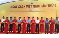 Nhà xuất bản Đại học Vinh tham gia Ngày sách Việt Nam tại Hà Nội