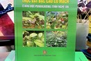  Sách mới: Đa dạng thực vật bậc cao có mạch ở khu vực Puxailaileng, tỉnh Nghệ An