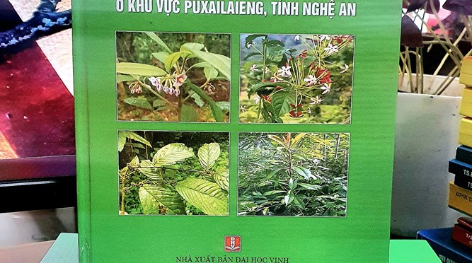  Sách mới: Đa dạng thực vật bậc cao có mạch ở khu vực Puxailaileng, tỉnh Nghệ An