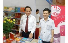 Nhà xuất bản Đại học Vinh tham gia Triển lãm - Hội chợ sách quốc tế - Việt nam lần thứ VI năm 2017